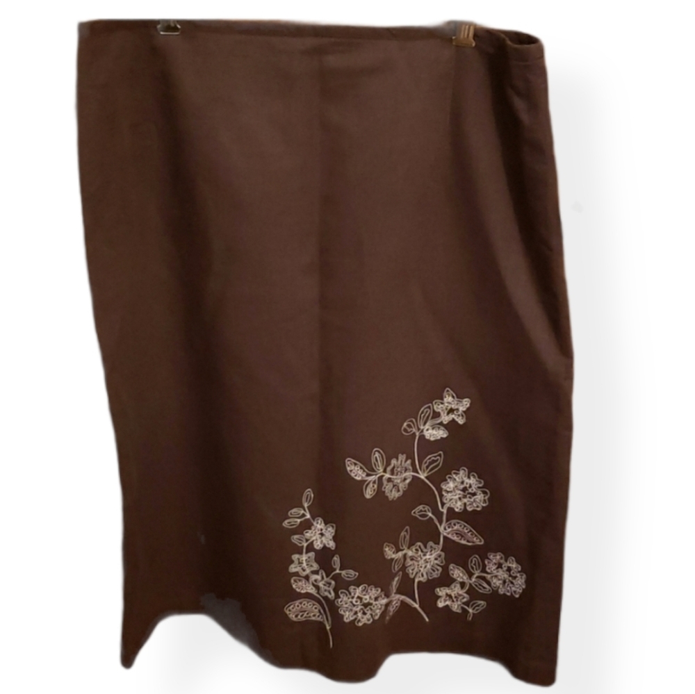 Reitmans woman's brown linen skirt